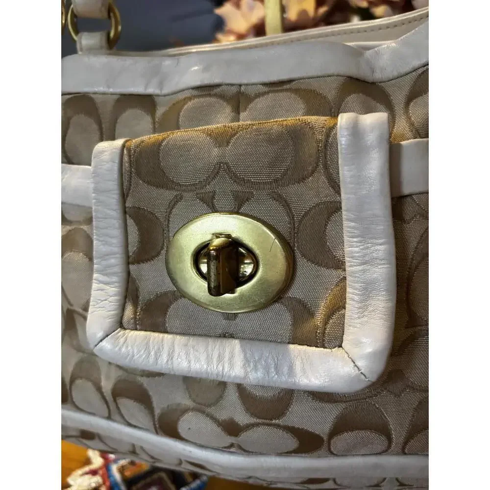 Coach Signature Jacquard Brass Trim Shoulder Bag White/Lavender - Picture 2 of 10